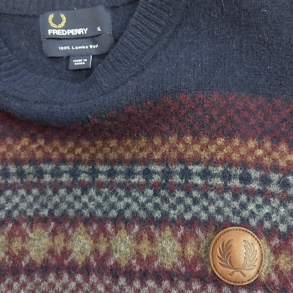 Fred Perry Lambs Wool Sweater (XL) - Picture 3 of 7
